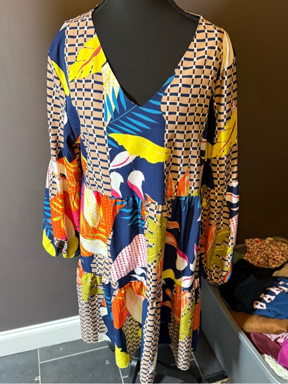 SHEIN Navy Multicolor Floral & Geometric V‑Neck Midi Dress